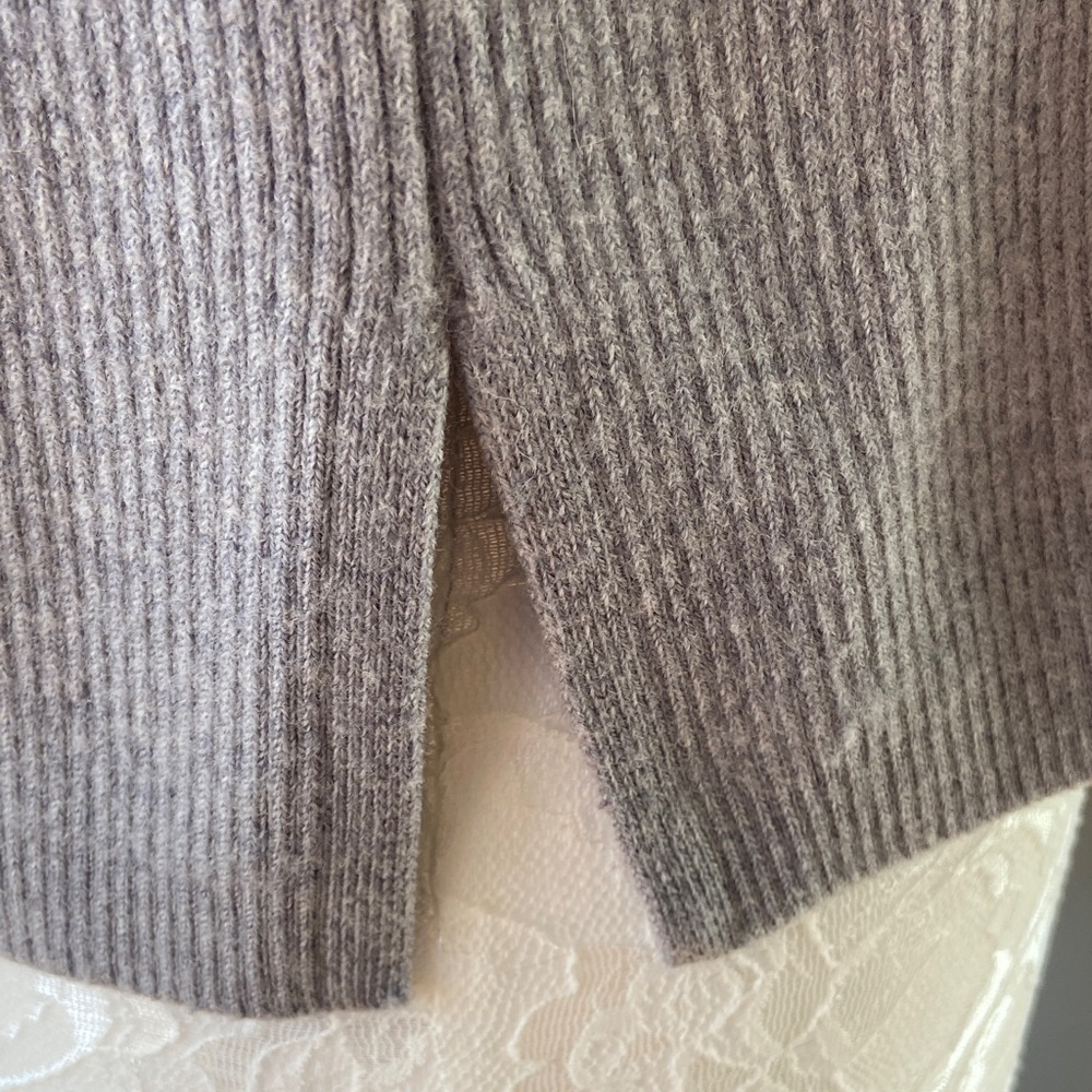 Halston Turtleneck Sweater - Picture 4 of 6